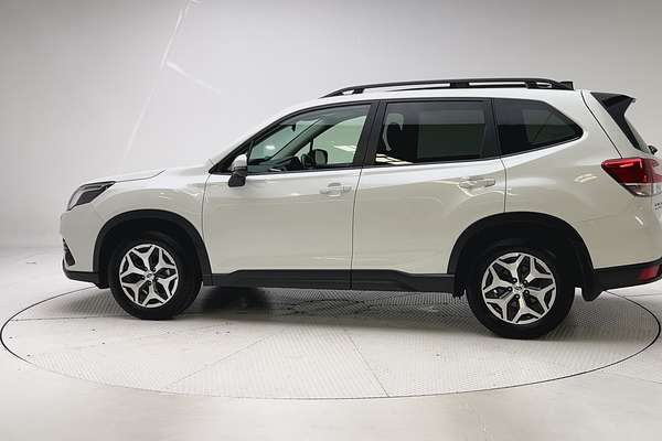 2024 Subaru Forester 2.5i S5 thumb-7