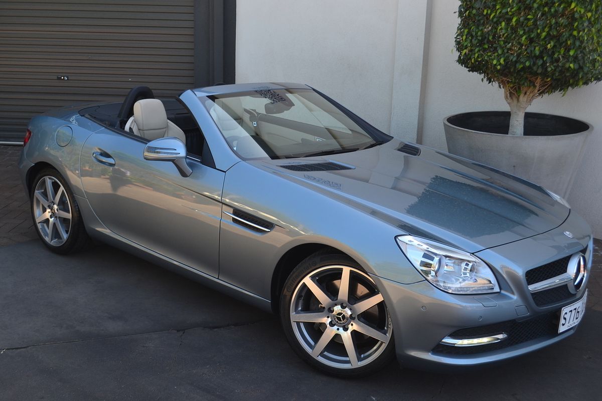 2012 Mercedes-Benz SLK-Class SLK250 BlueEFFICIENCY R172