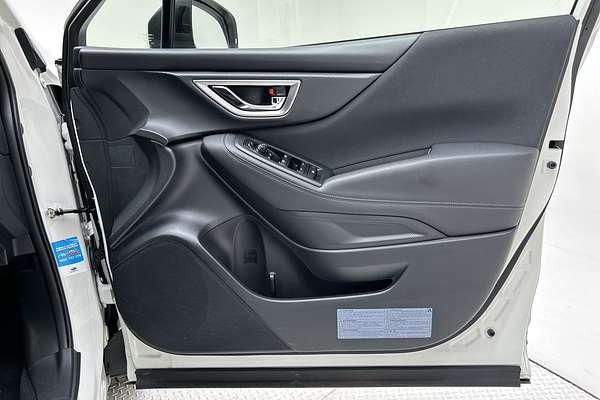 2024 Subaru Forester 2.5i S5 thumb-18