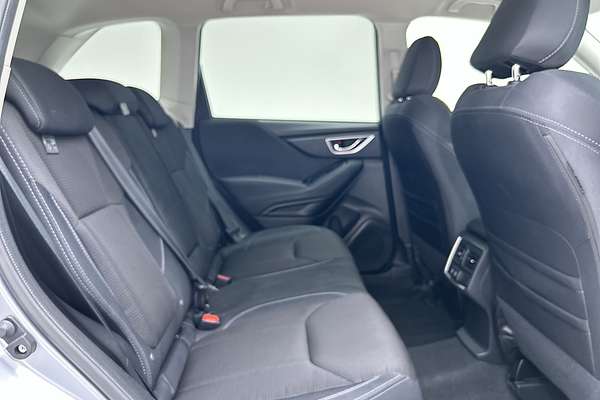 2024 Subaru Forester 2.5i S5 thumb-11