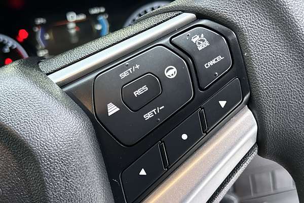 2021 Isuzu D-MAX SX 4X4 thumb-16