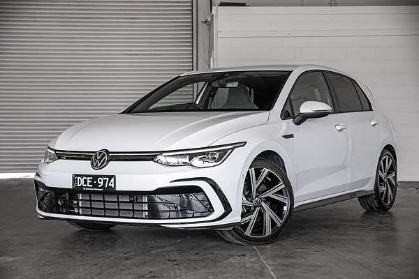 2024 Volkswagen Golf 110TSI R-Line 8