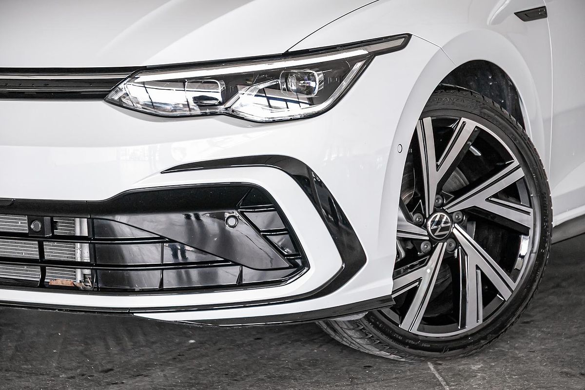 2024 Volkswagen Golf 110TSI R-Line 8