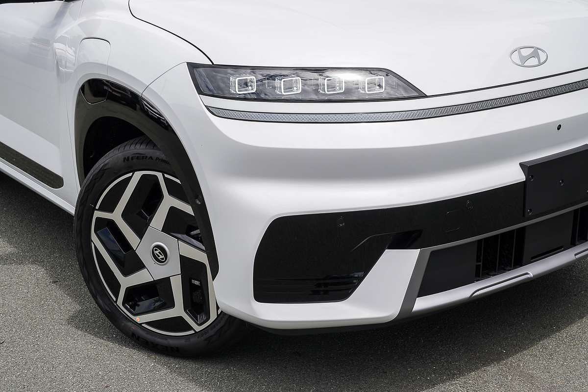 2025 Hyundai ELEXIO Elite OE1.V1