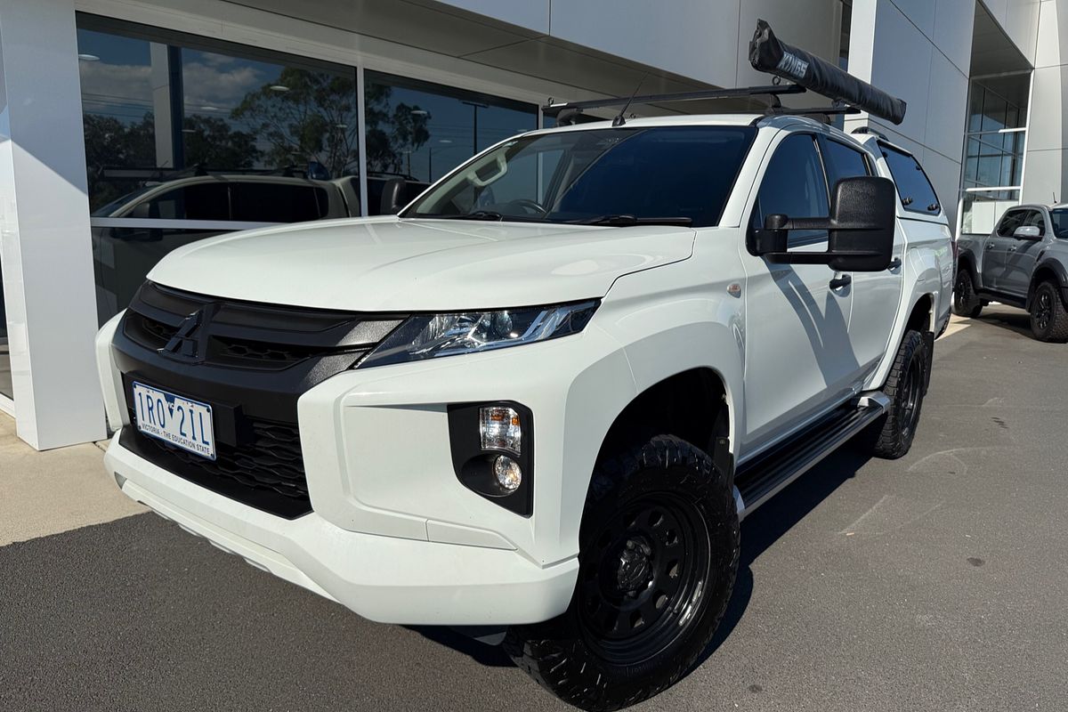2019 Mitsubishi Triton GLX+ MR 4X4