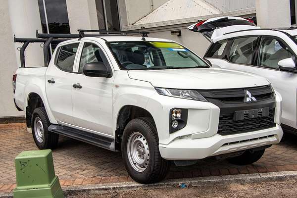 2022 Mitsubishi Triton GLX MR Rear Wheel Drive