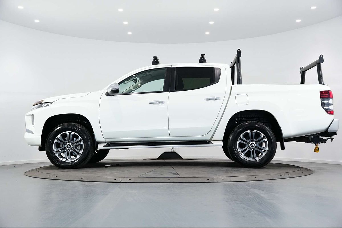 2021 Mitsubishi Triton GLS MR 4X4