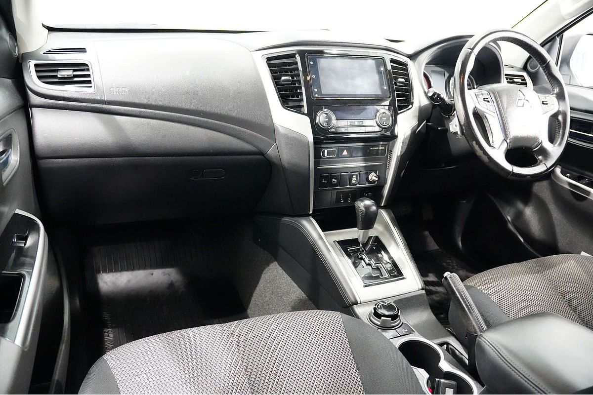 2021 Mitsubishi Triton GLS MR 4X4