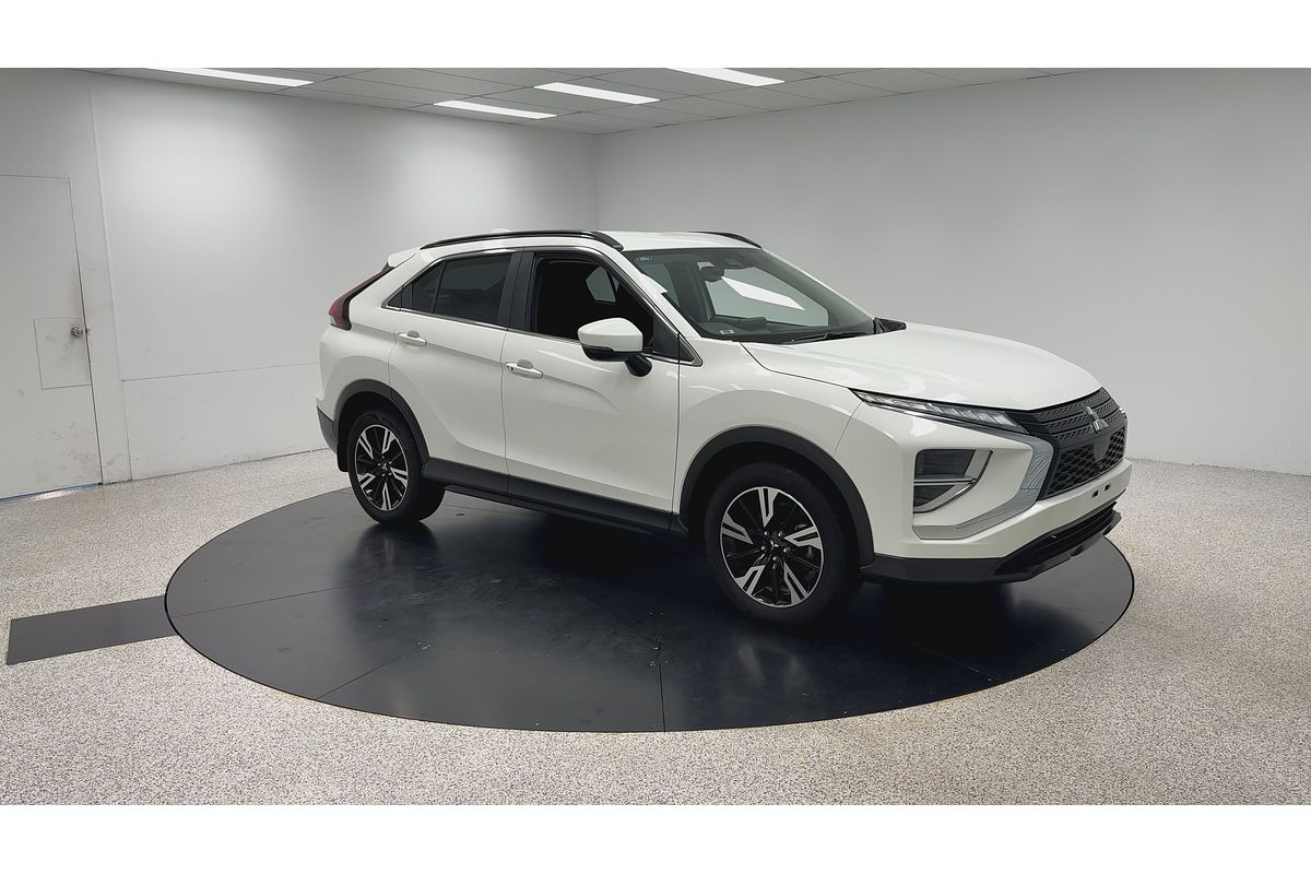 2023 Mitsubishi Eclipse Cross LS YB