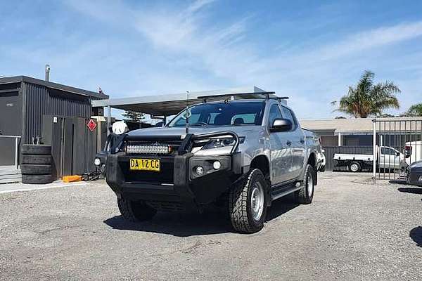 2020 Mitsubishi Triton GLX ADAS MR