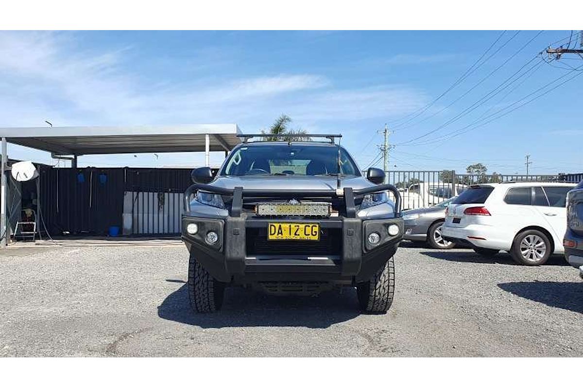 2020 Mitsubishi Triton GLX ADAS MR