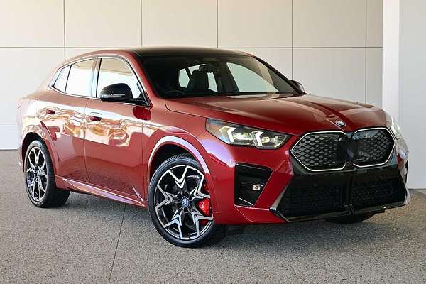 2025 BMW iX2 eDrive20 M Sport U10