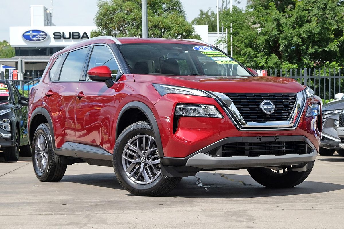 2025 Nissan X-TRAIL ST T33