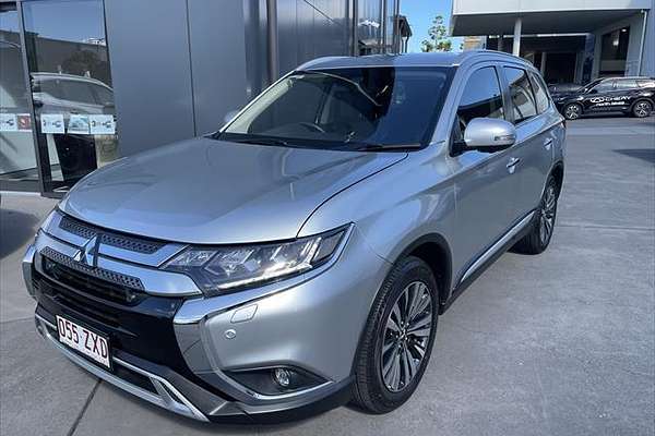 2020 Mitsubishi Outlander Exceed ZL