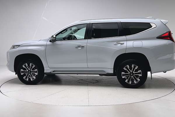 2022 Mitsubishi Pajero Sport Exceed QF thumb-7