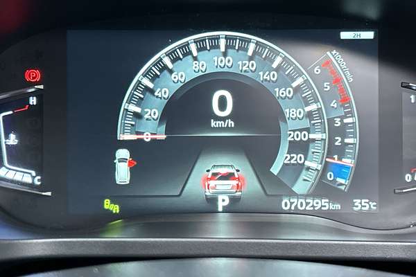 2022 Mitsubishi Pajero Sport Exceed QF thumb-13