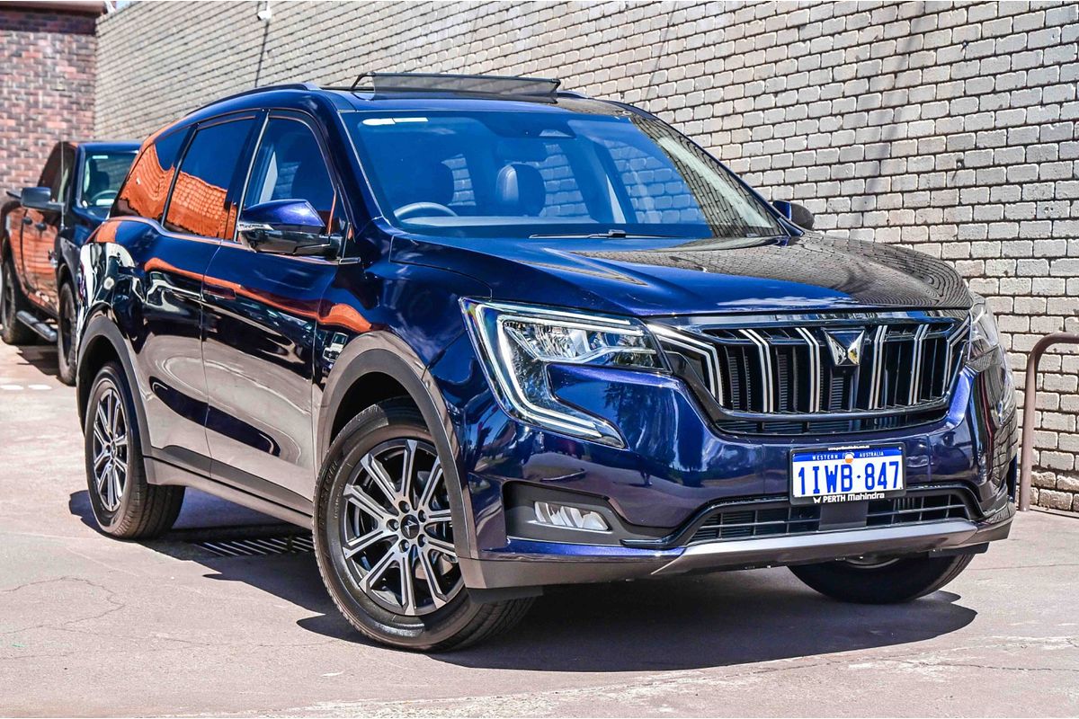 2025 Mahindra XUV700 AX7L