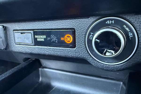 2023 Isuzu D-MAX X-TERRAIN 4X4 thumb-27