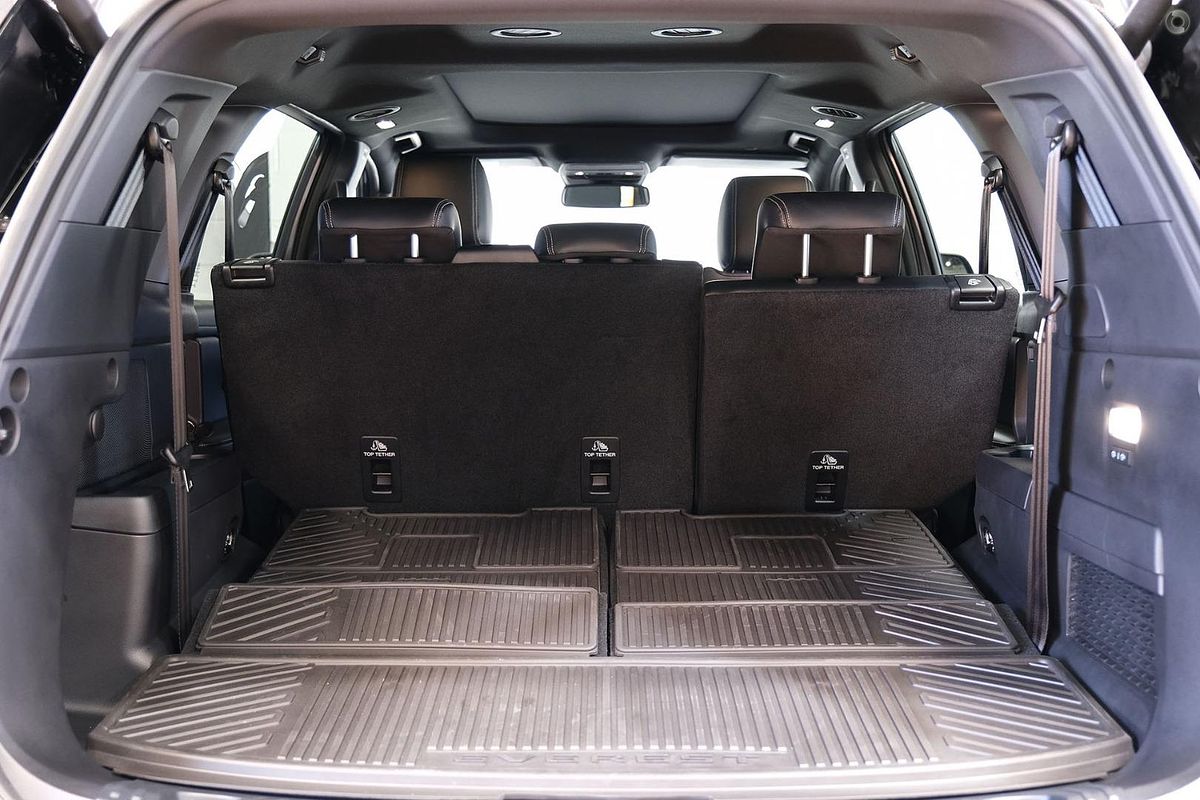 2025 Ford Everest Platinum 3.0L