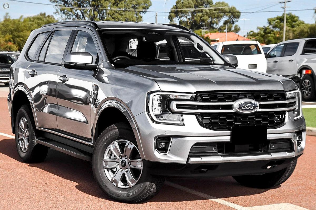 2025 Ford Everest Ambiente 2.0L