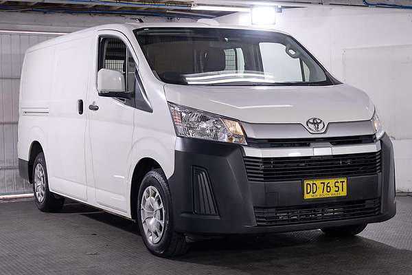 2022 Toyota Hiace GDH300R LWB
