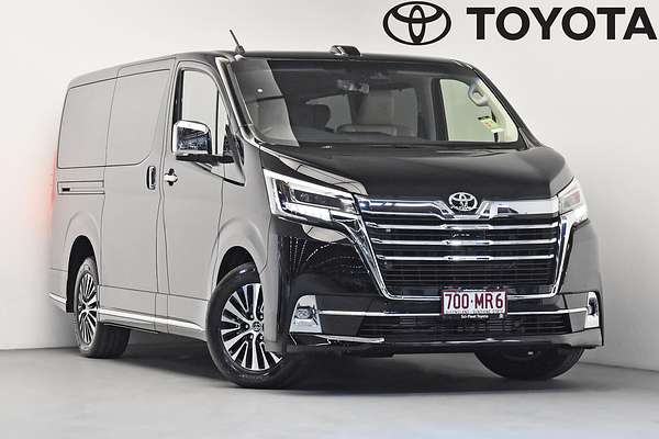 2025 Toyota Granvia VX GDH303R
