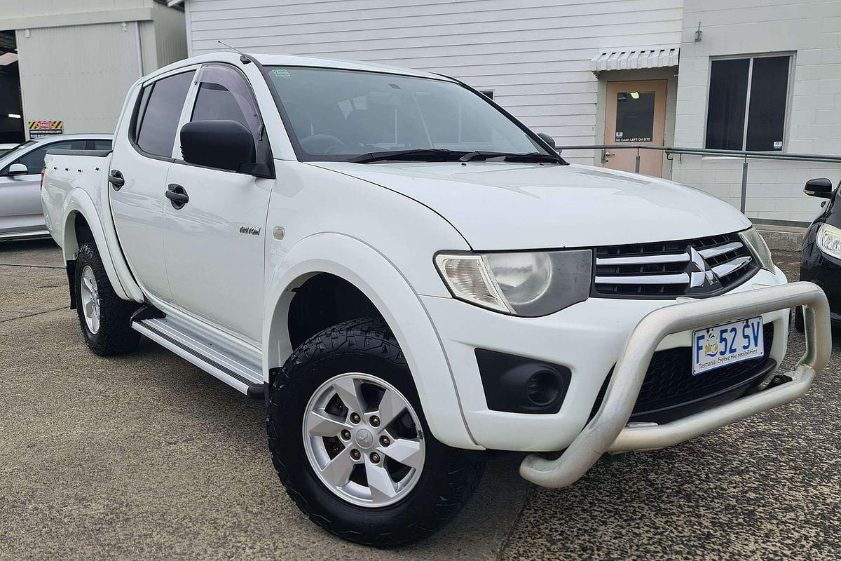 2014 Mitsubishi Triton GLX MN Rear Wheel Drive