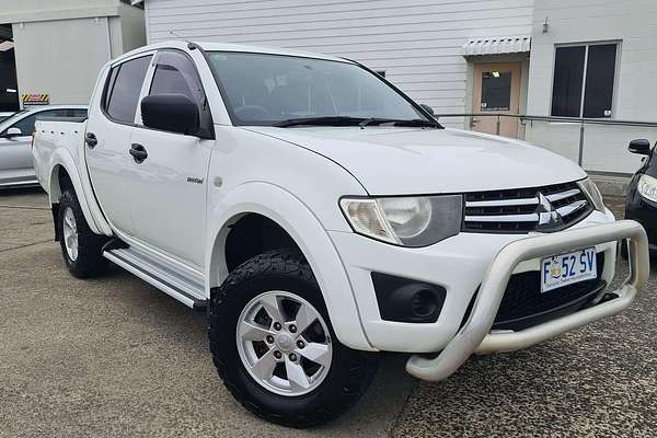2014 Mitsubishi Triton GLX MN Rear Wheel Drive