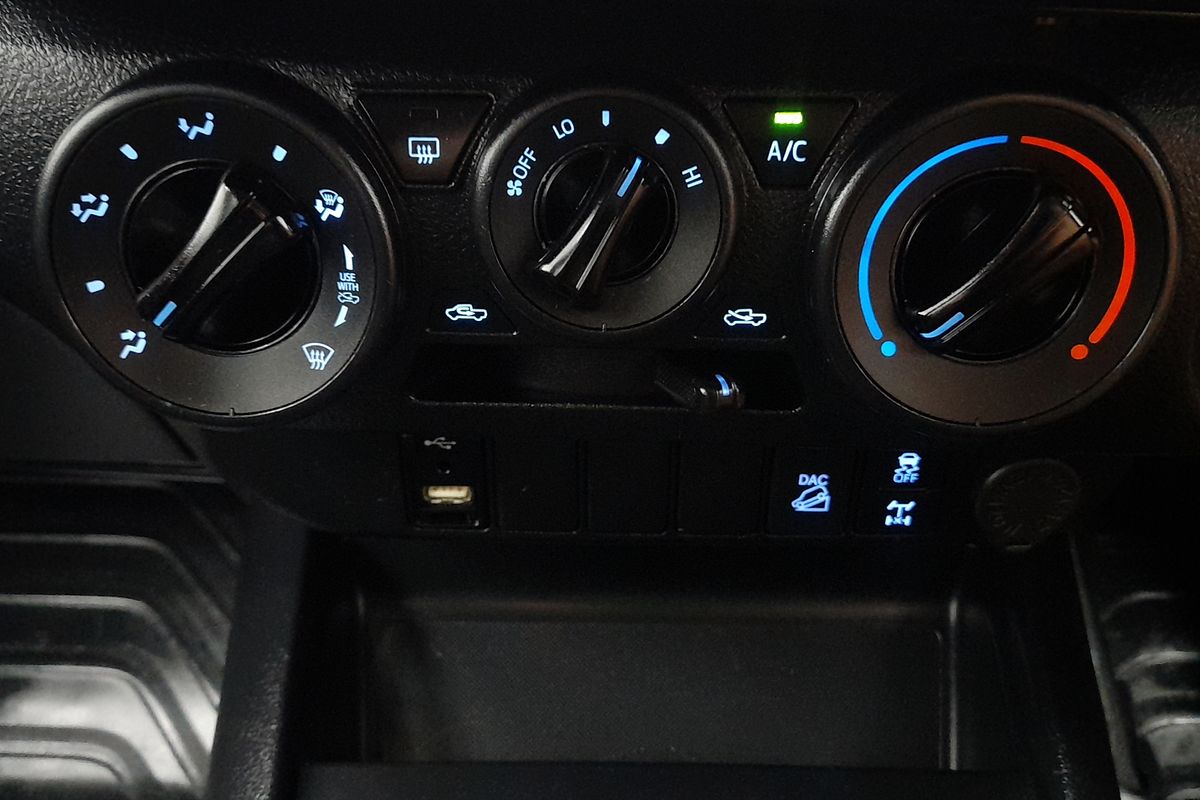 2022 Toyota Hilux SR GUN126R 4X4