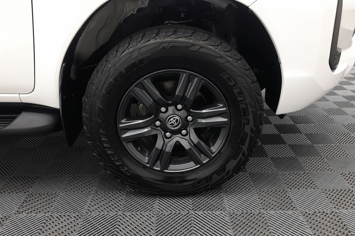 2022 Toyota Hilux SR GUN126R 4X4