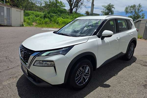 2025 Nissan X-TRAIL ST T33