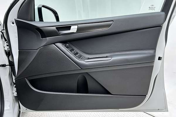 2016 Ford Falcon XR6 Sprint FG X thumb-18