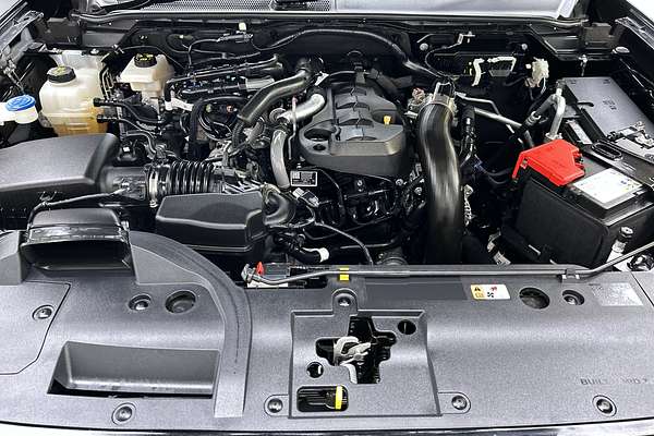 2025 Ford Everest Trend 2.0L thumb-10