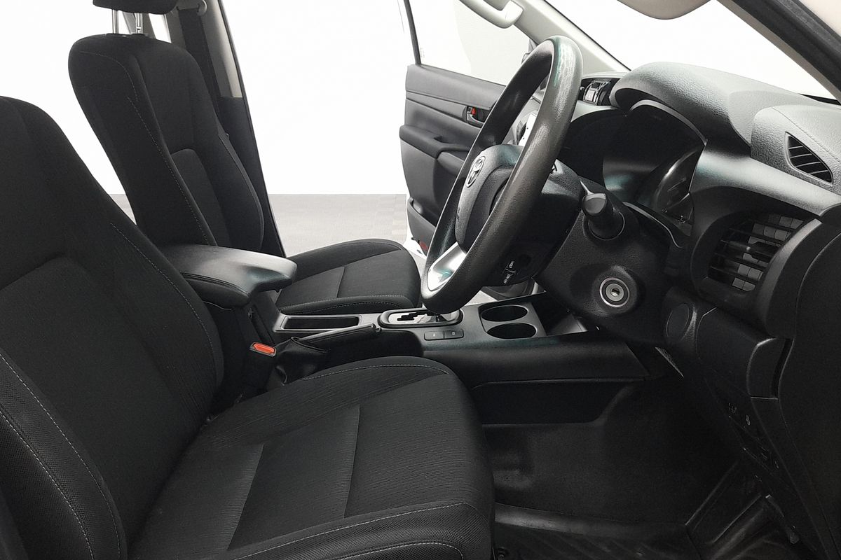 2022 Toyota Hilux SR GUN126R 4X4