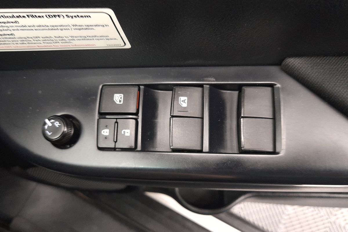 2022 Toyota Hilux SR GUN126R 4X4