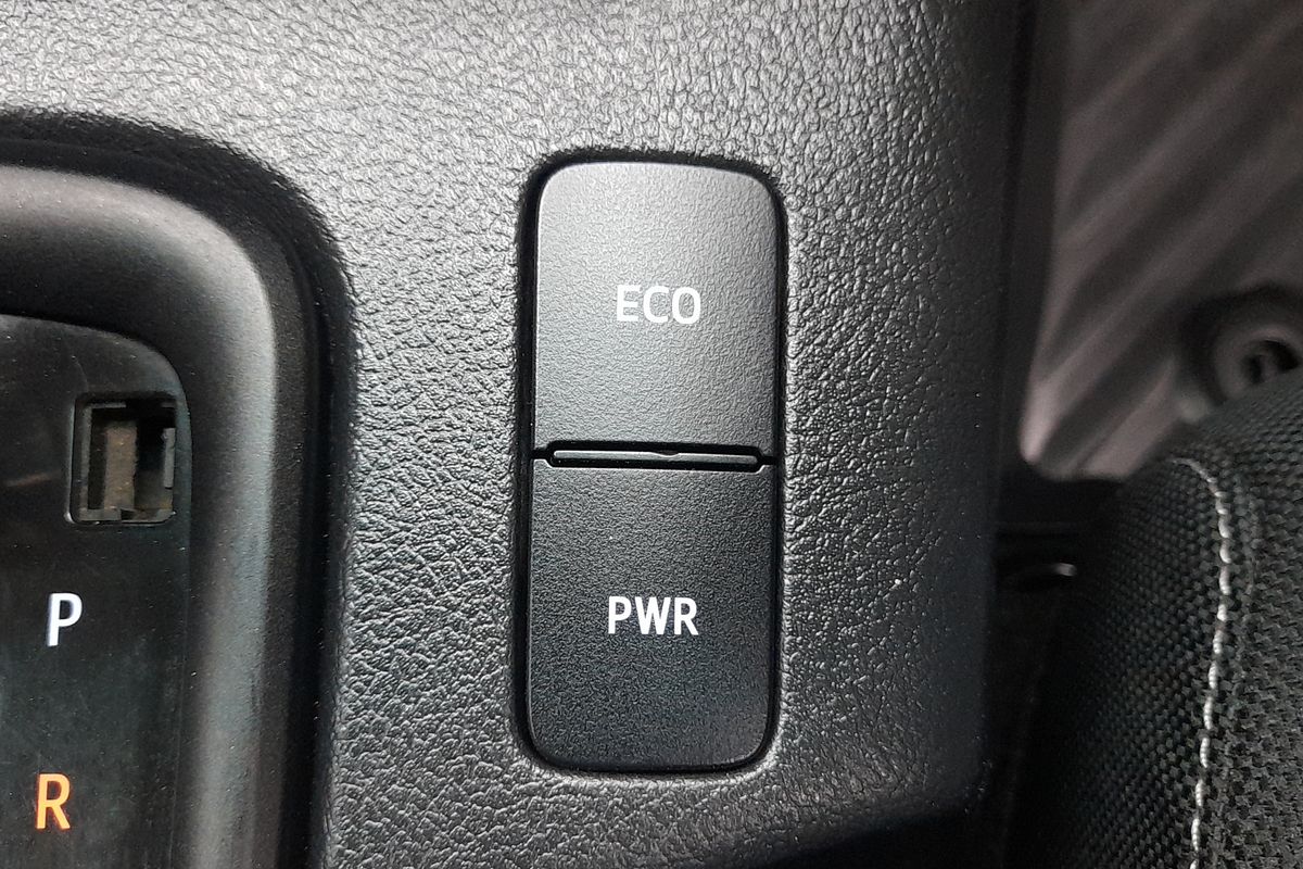 2022 Toyota Hilux SR GUN126R 4X4