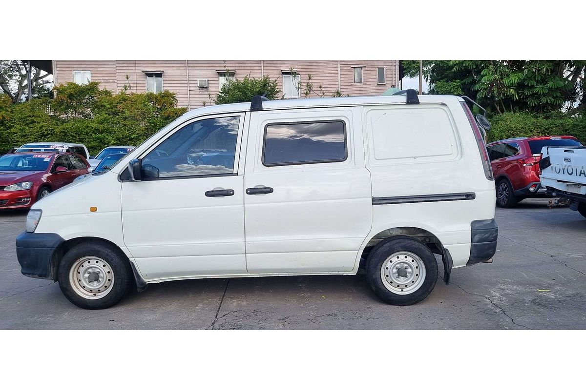 2001 Toyota Townace  KR42R