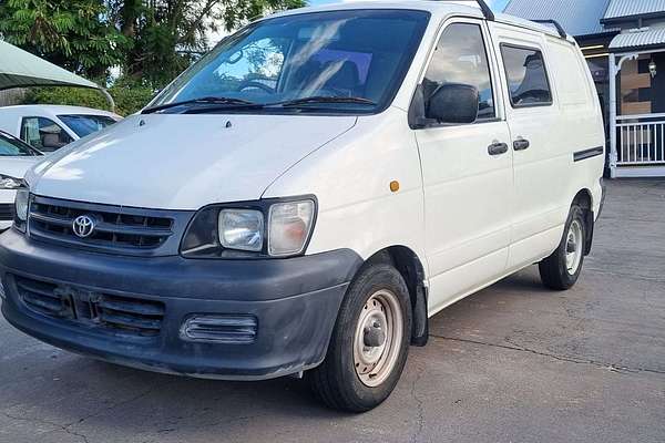 2001 Toyota Townace  KR42R