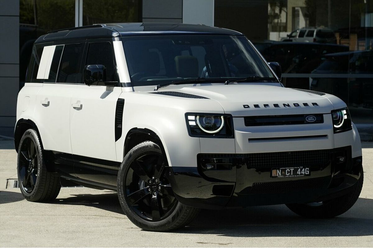 2026 Land Rover Defender 110 P425 X-Dynamic HSE L663