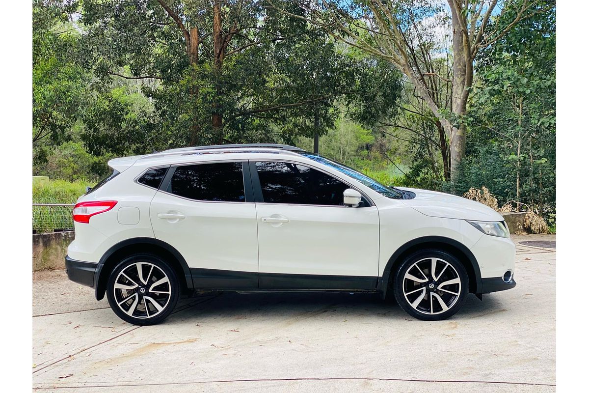 2015 Nissan QASHQAI Ti J11