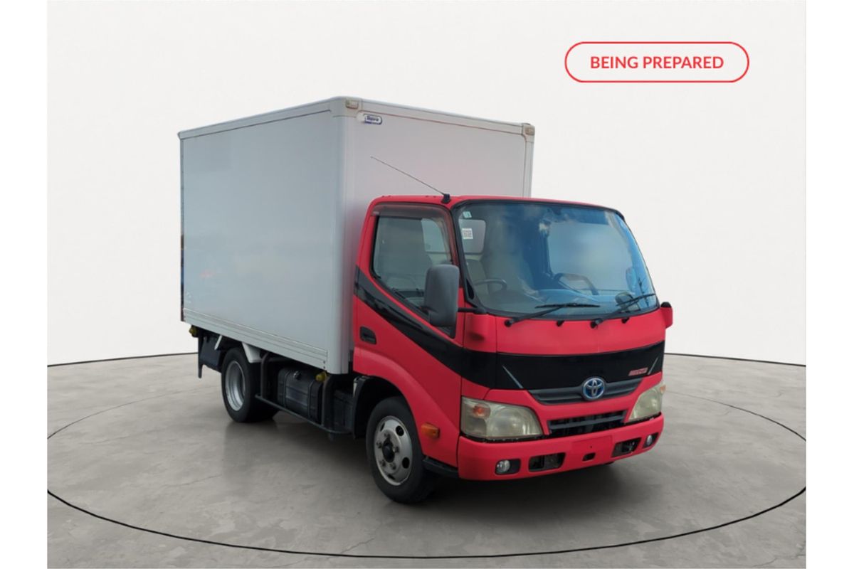 2012 Toyota Dyna Hybrid