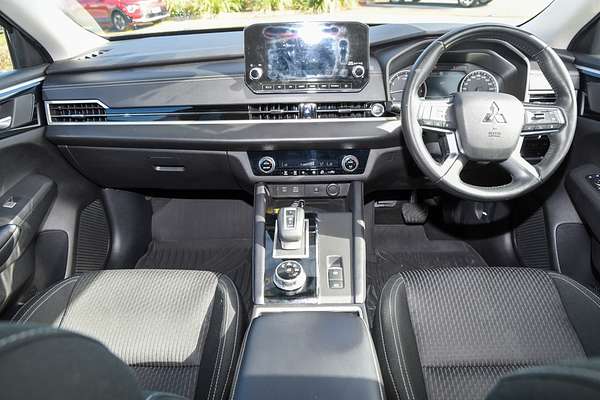 2021 Mitsubishi Outlander LS ZM thumb-16