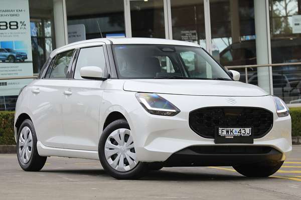2025 Suzuki Swift Hybrid UZ