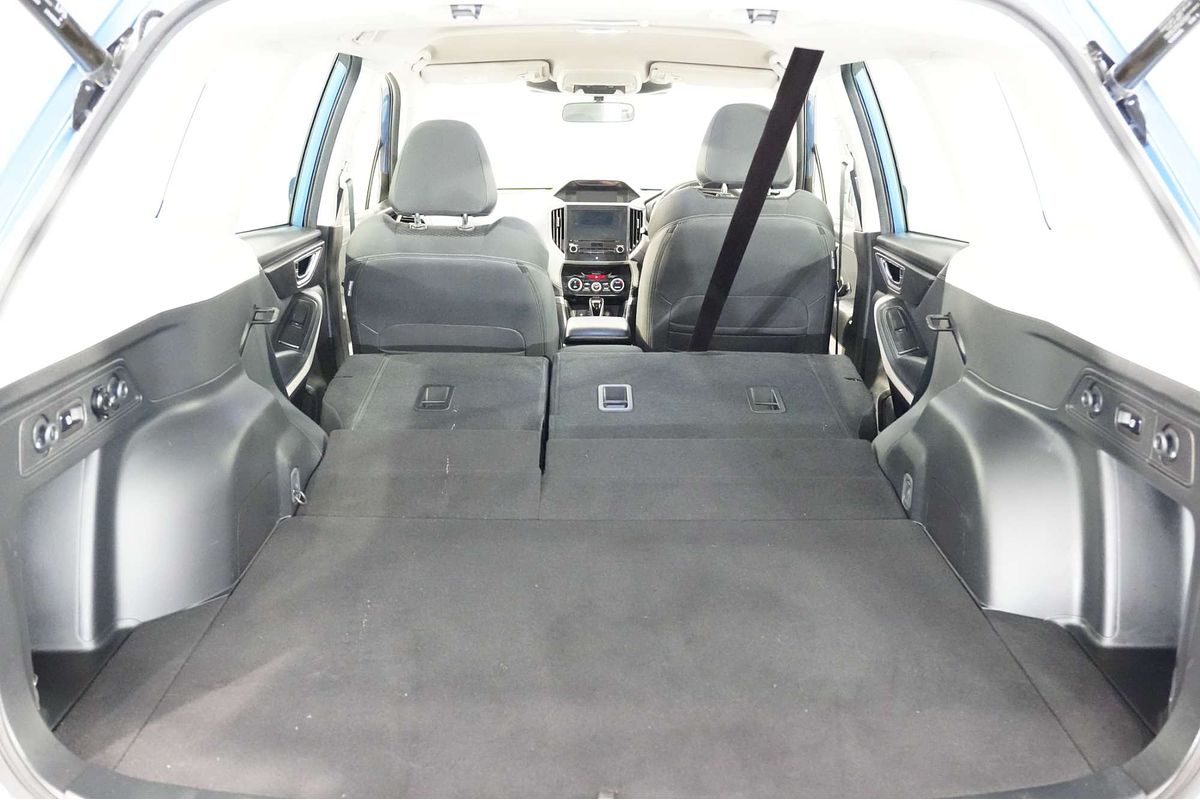 2023 Subaru Forester 2.5i Premium S5