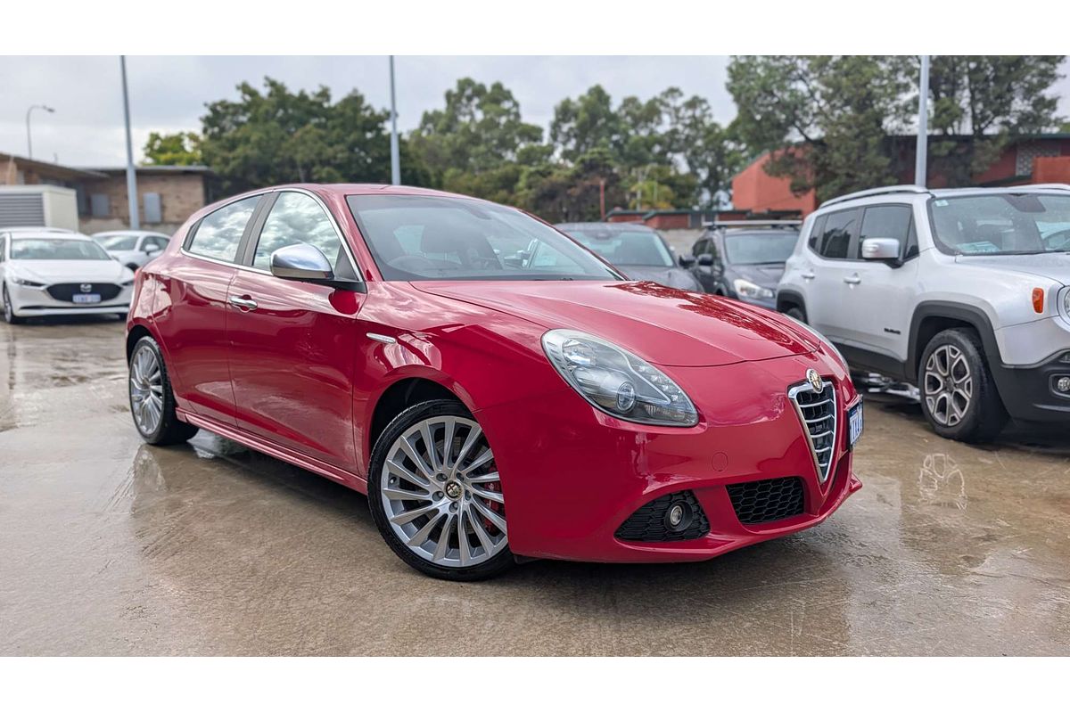 2012 Alfa Romeo Giulietta Distinctive Series 0