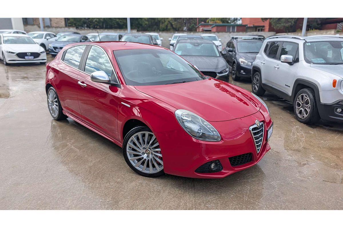 2012 Alfa Romeo Giulietta Distinctive Series 0