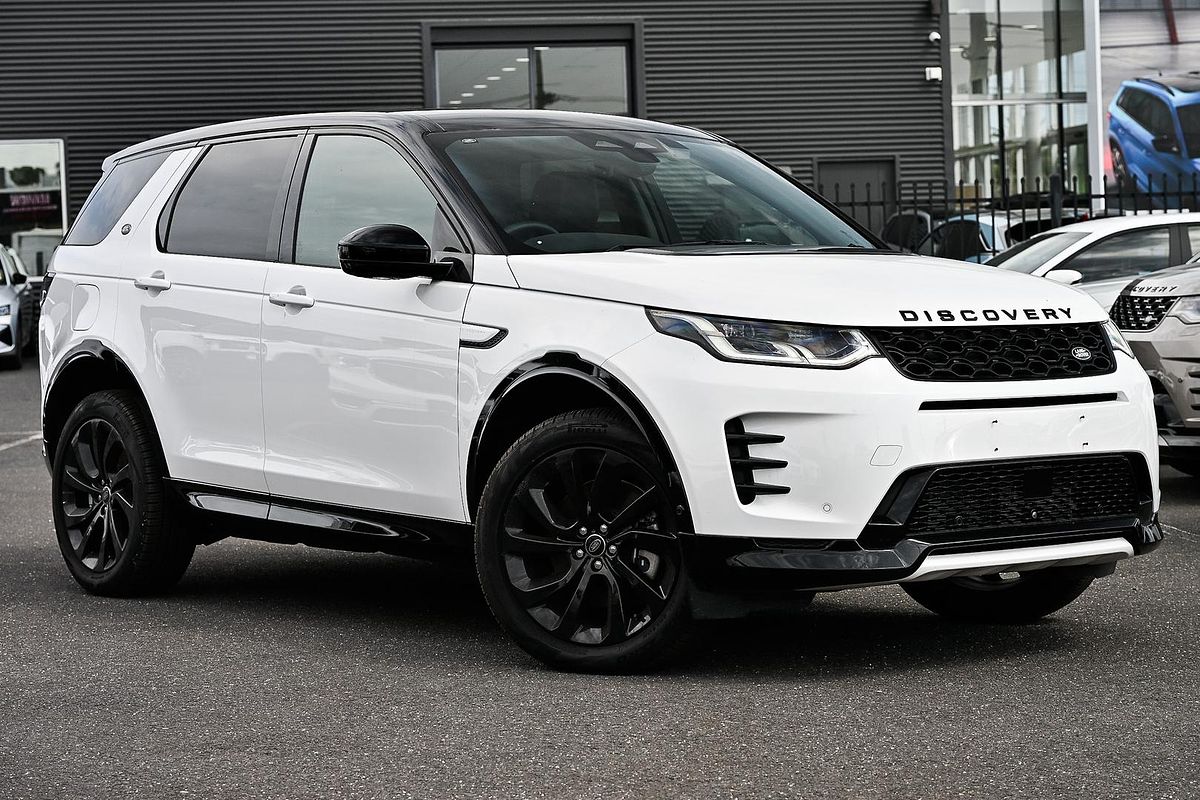 2024 Land Rover Discovery Sport P300e Dynamic SE L550