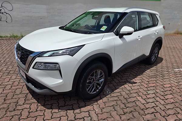 2025 Nissan X-TRAIL ST T33