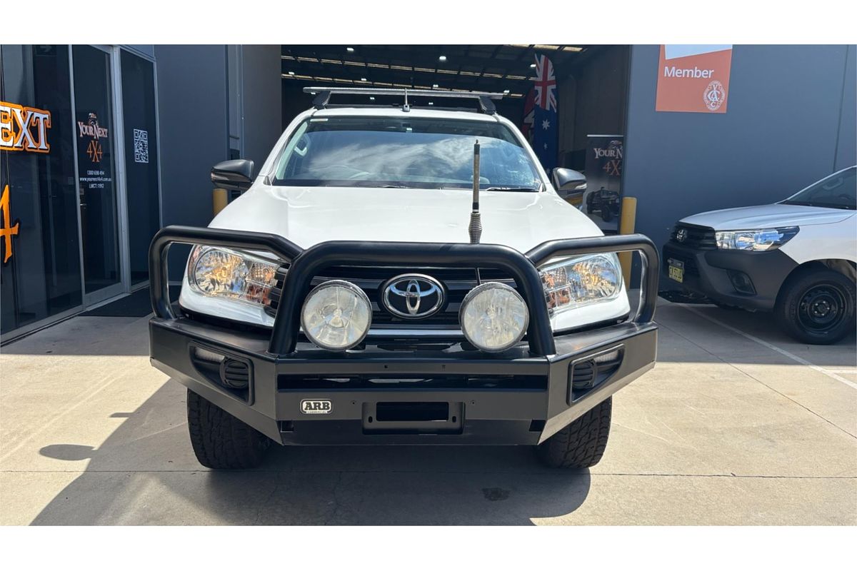 2018 Toyota Hilux SR GUN126R 4X4