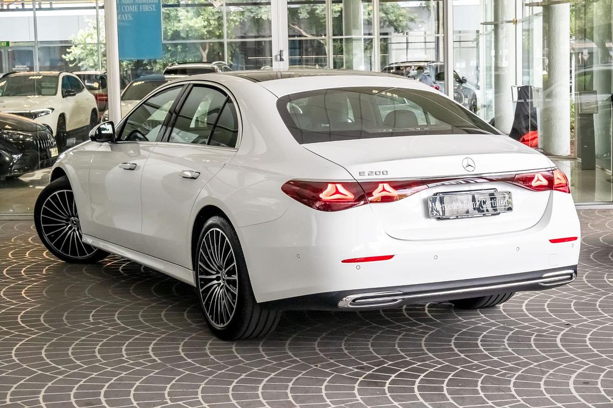 W214 805+055MY E200 SED 4dr 9G 9sp 2.0T/17kW